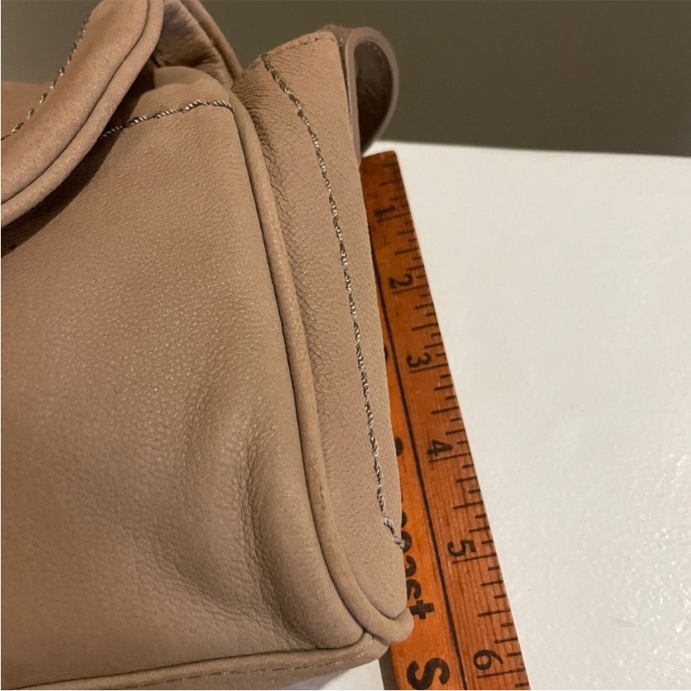 Lucky Brand Leather Crossbody Bag Taupe O Ring Tassel Boho Flap - Picture 10 of 13